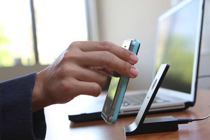 Magnetyze Desk Charger