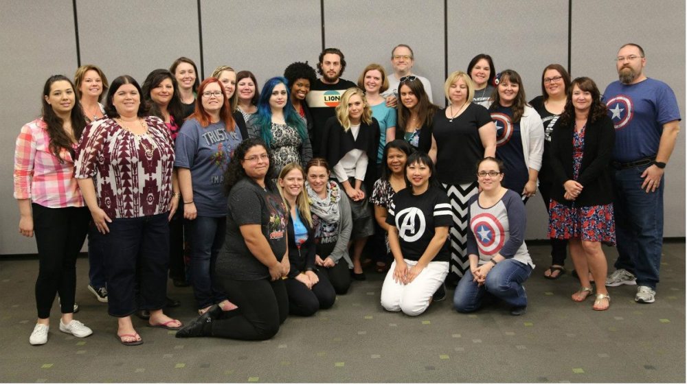 Group photo with the bloggers (I'm in the back) - Photo: Disney