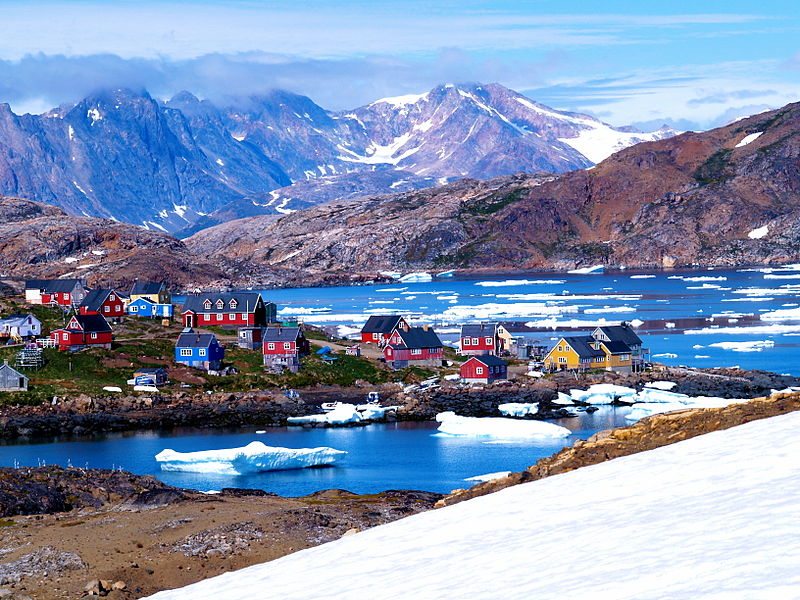 The towns are colorful. Photo: CC 2.0 by Ville Miettinen
