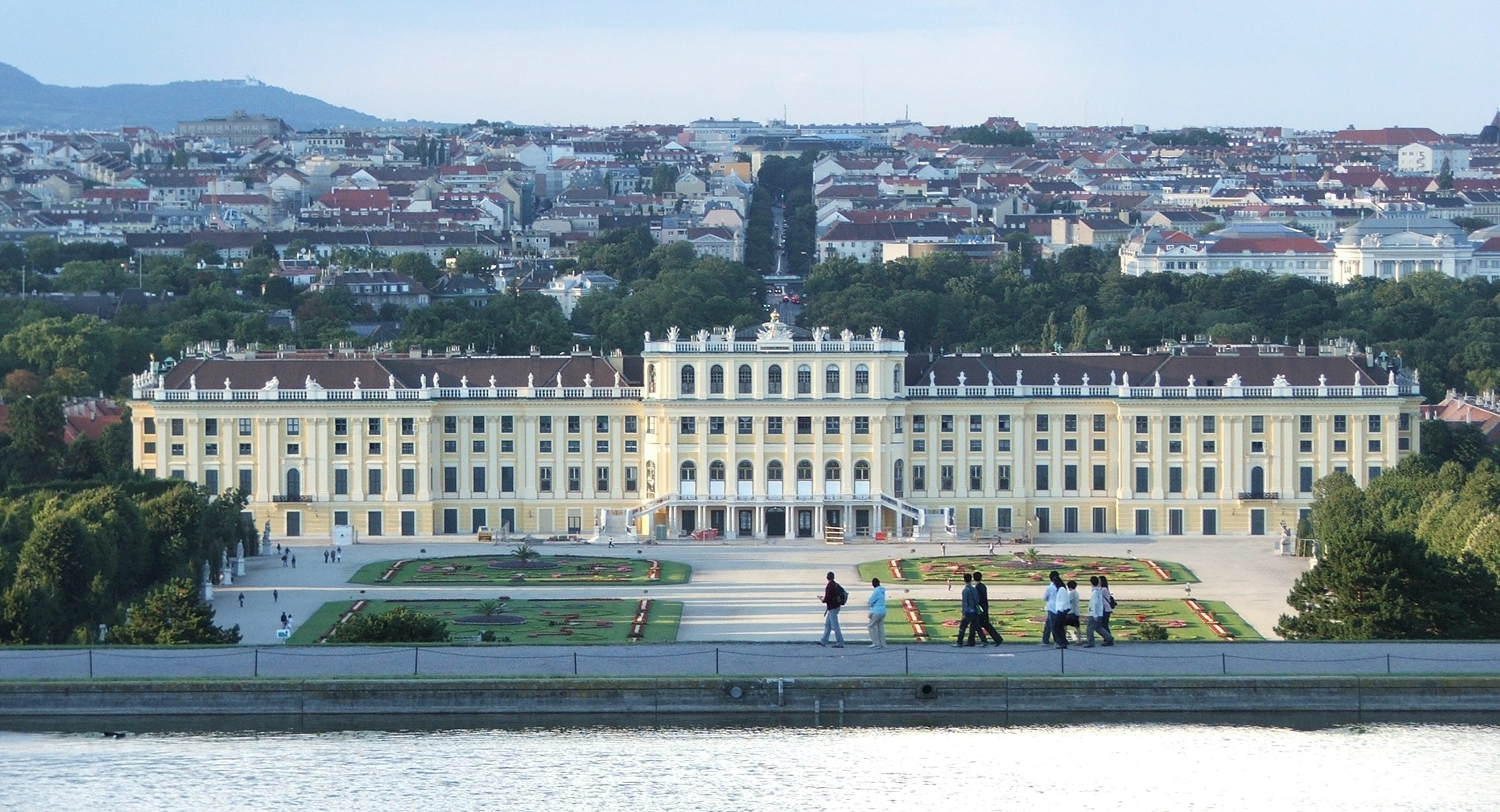 Schloss Schoenbrunn: Image by Xell