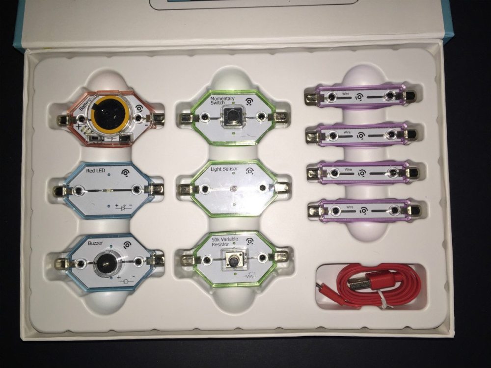 The LightUp Edison kit - Photo: Matt Blum