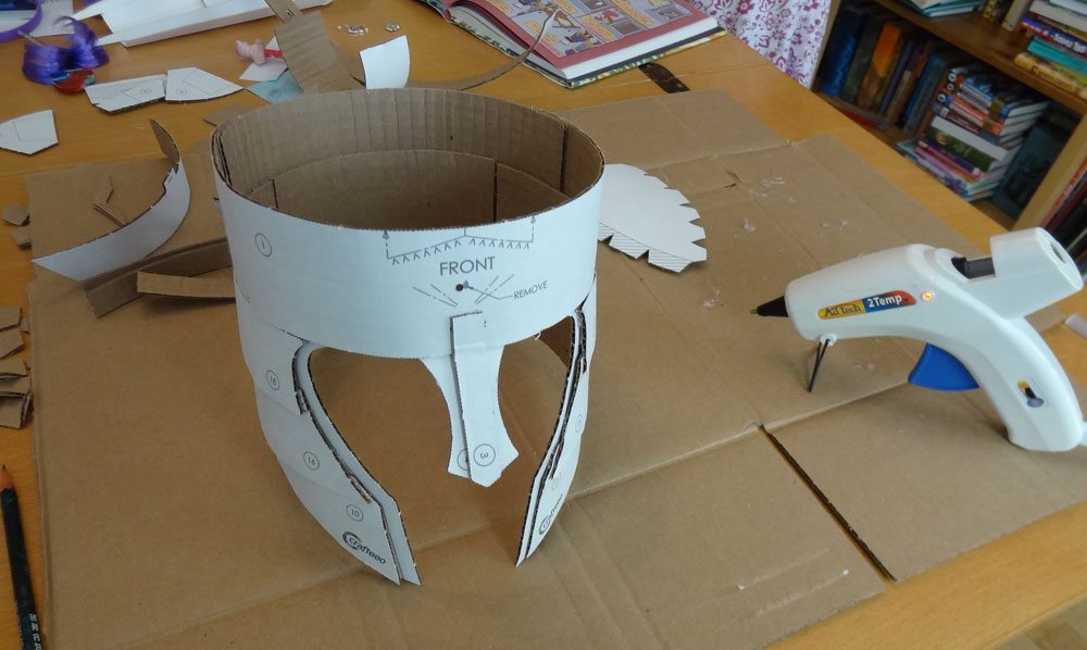 Crafteeo assembly