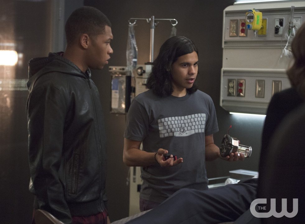 The Flash -- "The Fury of Firestorm" -- FLA204A_0215b -- Pictured (L-R): Franz Drameh as Jax Jackson and Carlos Valdes as Cisco Ramon -- Photo: Cate Cameron /The CW -- �© 2015 The CW Network, LLC. All rights reserved.