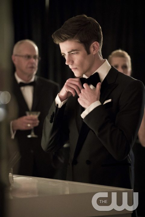 The Flash -- "Potential Energy" -- Image FLA210b_0134b -- Pictured: Grant Gustin as Barry Allen -- Photo: Katie Yu/The CW -- Ã?Â&copy; 2016 The CW Network, LLC. All rights reserved.
