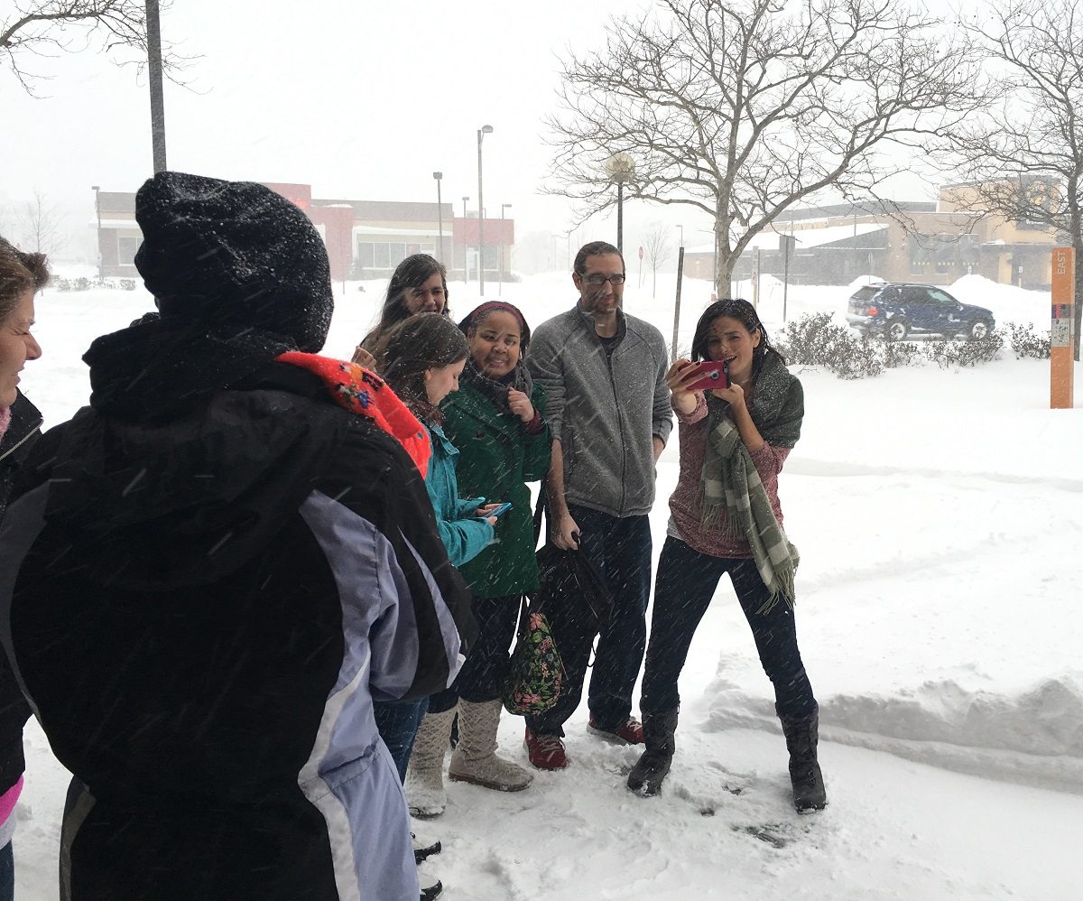 Katrina Law (Nyssa al Ghul on Arrow) dragged some fans outside for a quick periscope video.