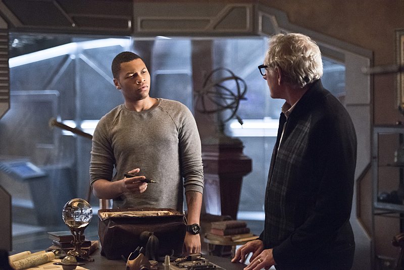 DC's Legends of Tomorrow -- "Star City 2046" -- Image LGN106a_0169b.jpg Ã?Â± Pictured (L-R): Franz Drameh as Jefferson "Jax" Jackson and Victor Garber as Professor Martin Stein -- Photo: Dean Buscher/The CW -- Ã?Â&copy; 2016 The CW Network, LLC. All Rights Reserved.