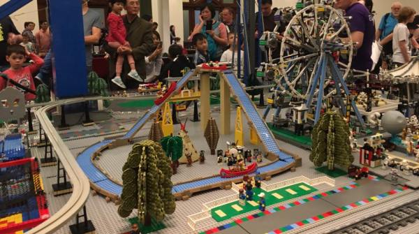 Theme Park Collaboration by Gregg Odium, Stewart S, Nick Halliday, Tim G, Robb, Michael Wilks, Handoko Setyawan (OZLUG)