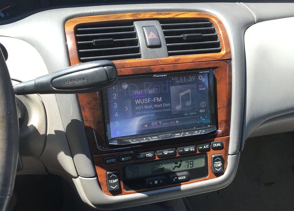 Pioneer 4200NEX Glare