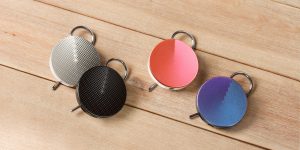 Onyx communicator has color options