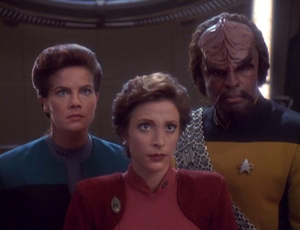 screen cap from DS9: The Way of the Warrior Part 1