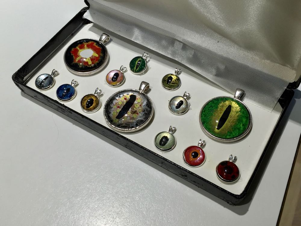 Dragon Eye Pendant Set