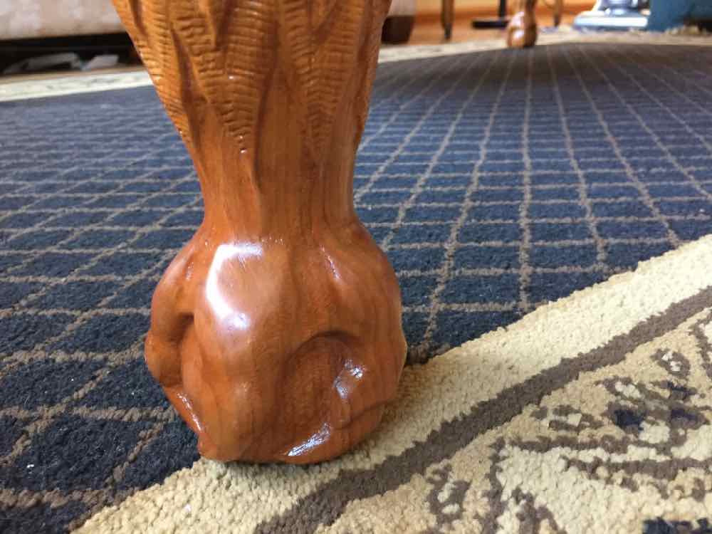 Claw foot