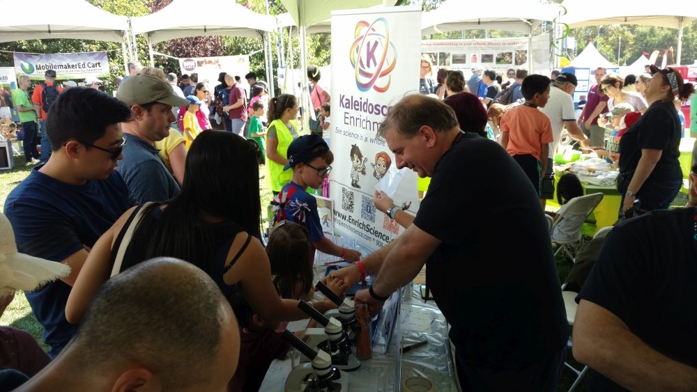 Wonderful weekend at NY Maker Faire: Young forensic scientists analyze evidence at the Kaleidoscope Enrichment table. Photo: Tom Davidson 