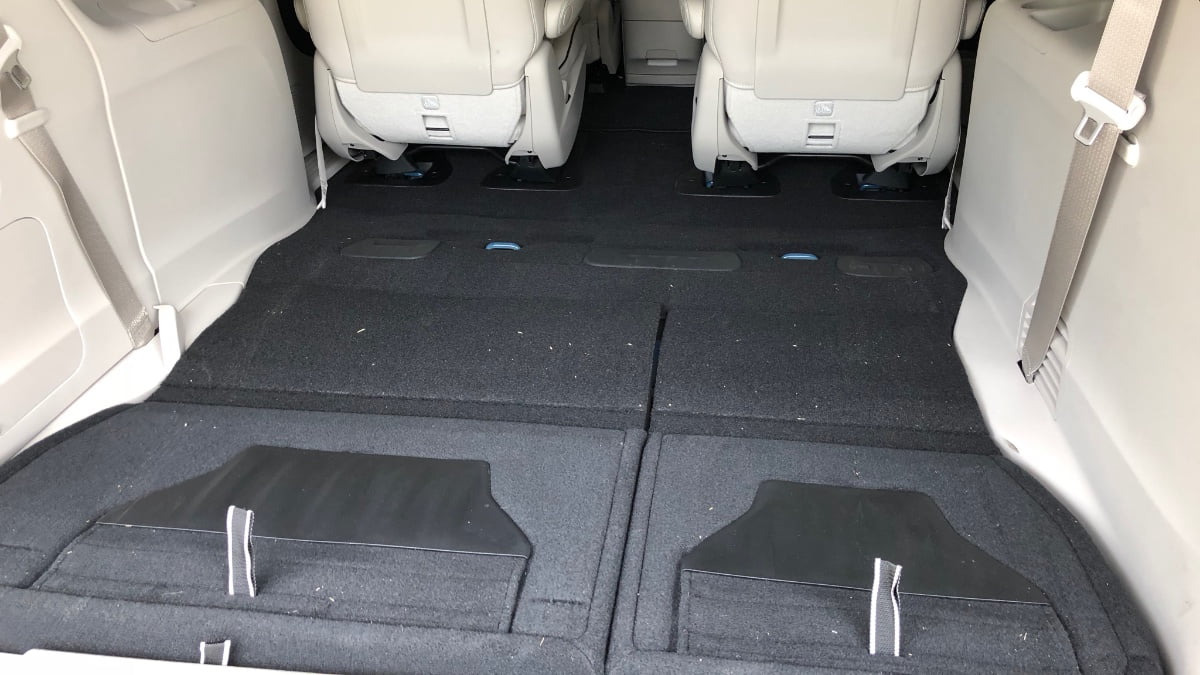 Chrysler-Pacifica-Cargo