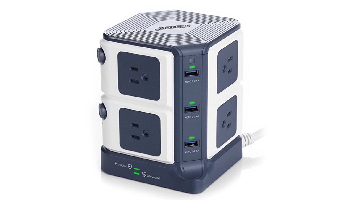 Geek Daily Deals 071518 surge protector power strip
