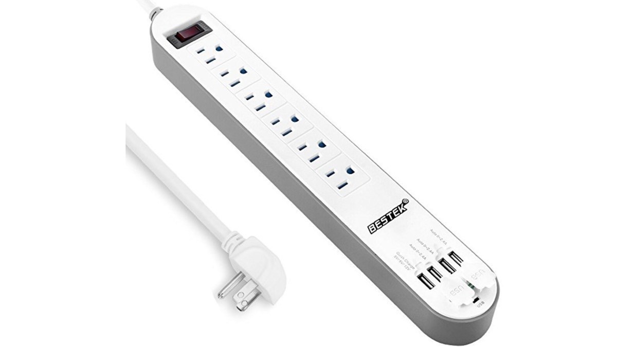 Geek Daily Deals 123118 power strip