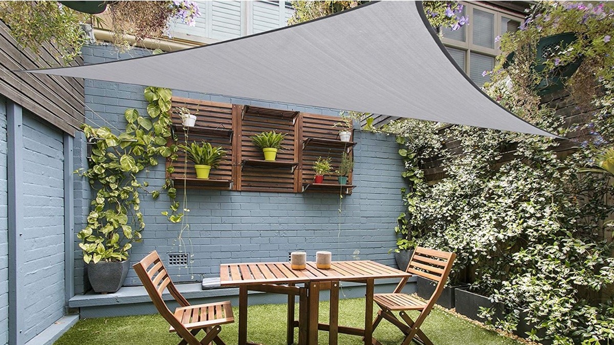 Geek Daily Deals 051619 patio sun shade