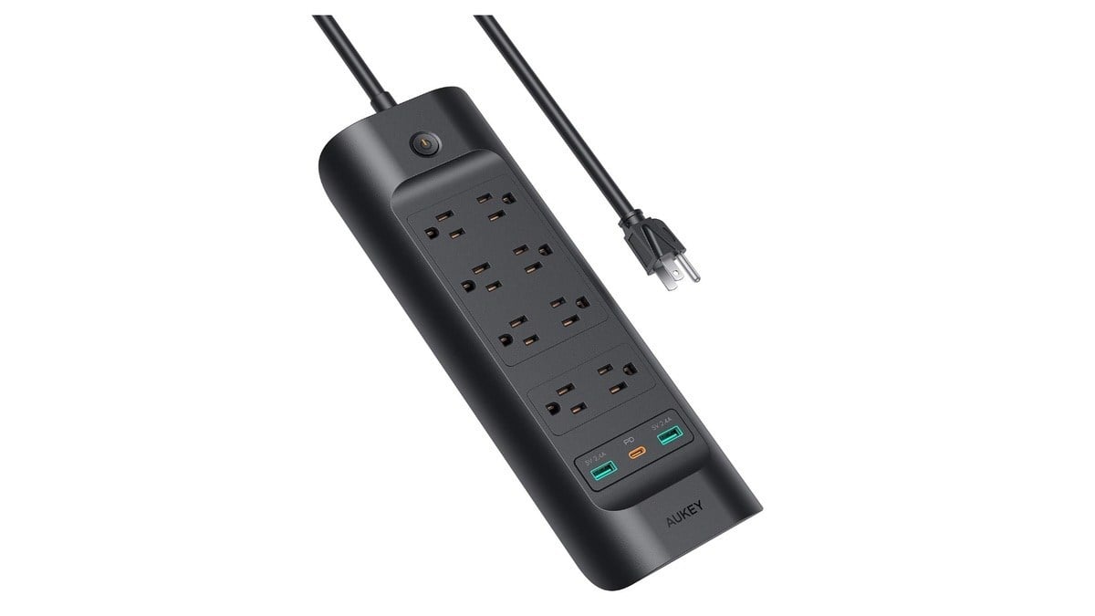 Geek Daily Deals 031020 power strip