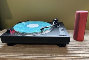 Crosley C100BT turntable review