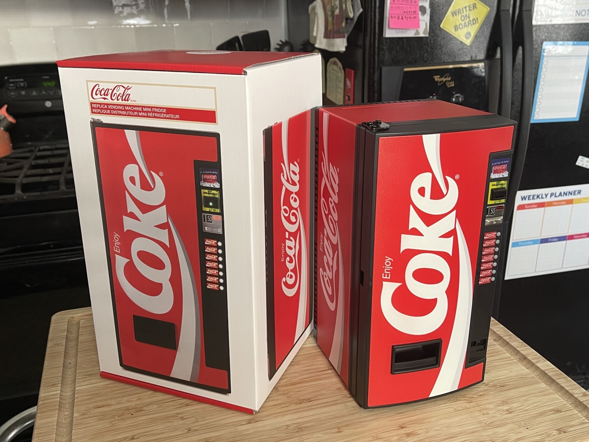 Coca Cola Vending Machine Mini Fridge