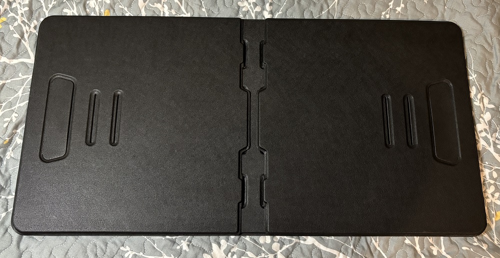 underside of FoldPlay