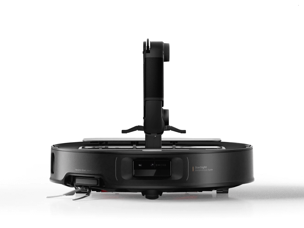 Roborock’s flagship Saros Z70 is the first robot vacuum with a mechanical arm that will pick up items that it identifies and then puts away while cleaning.