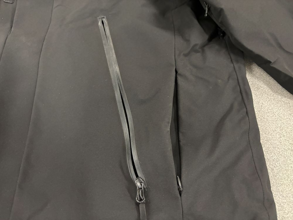 waist pockets